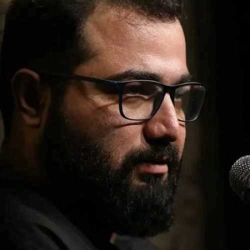 دانلود مداحی سلام آقا که الان روبروتونم من اینجام و زیارتنامه میخونم حسین خلجی